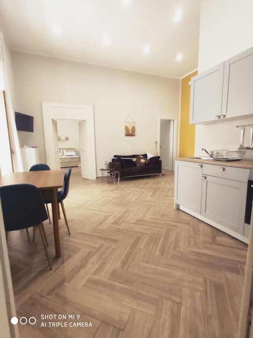 Scio' Apartment-Centro Storico- Napoli Bagian luar foto